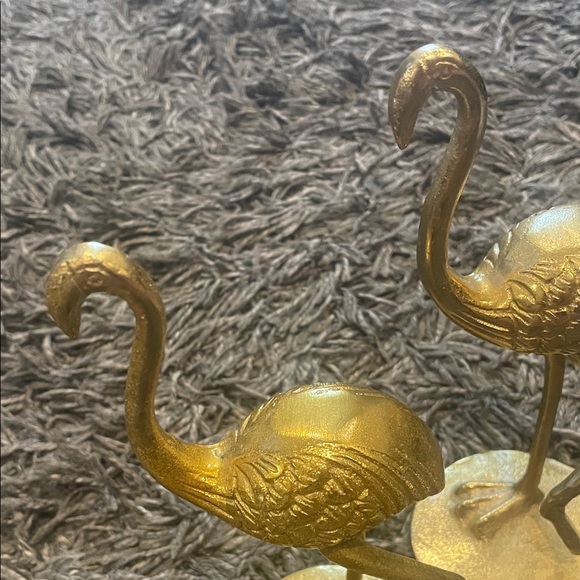 Set of 2 Gold Flamingo Figurines - Picture 5 of 8